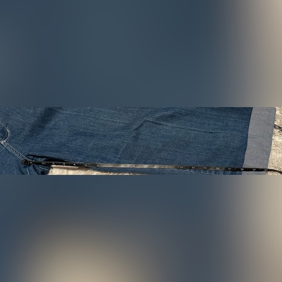 Nydj Marilyn Crop Cuffed Rhinestone Hem Size 10 - Picture 6 of 14